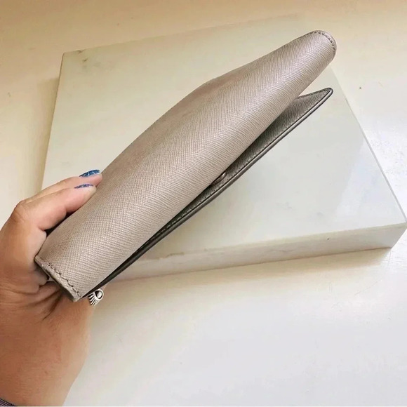 Tory Burch Robinson Leather Chain Wallet Crossbody/Clutch - Picture 9 of 14